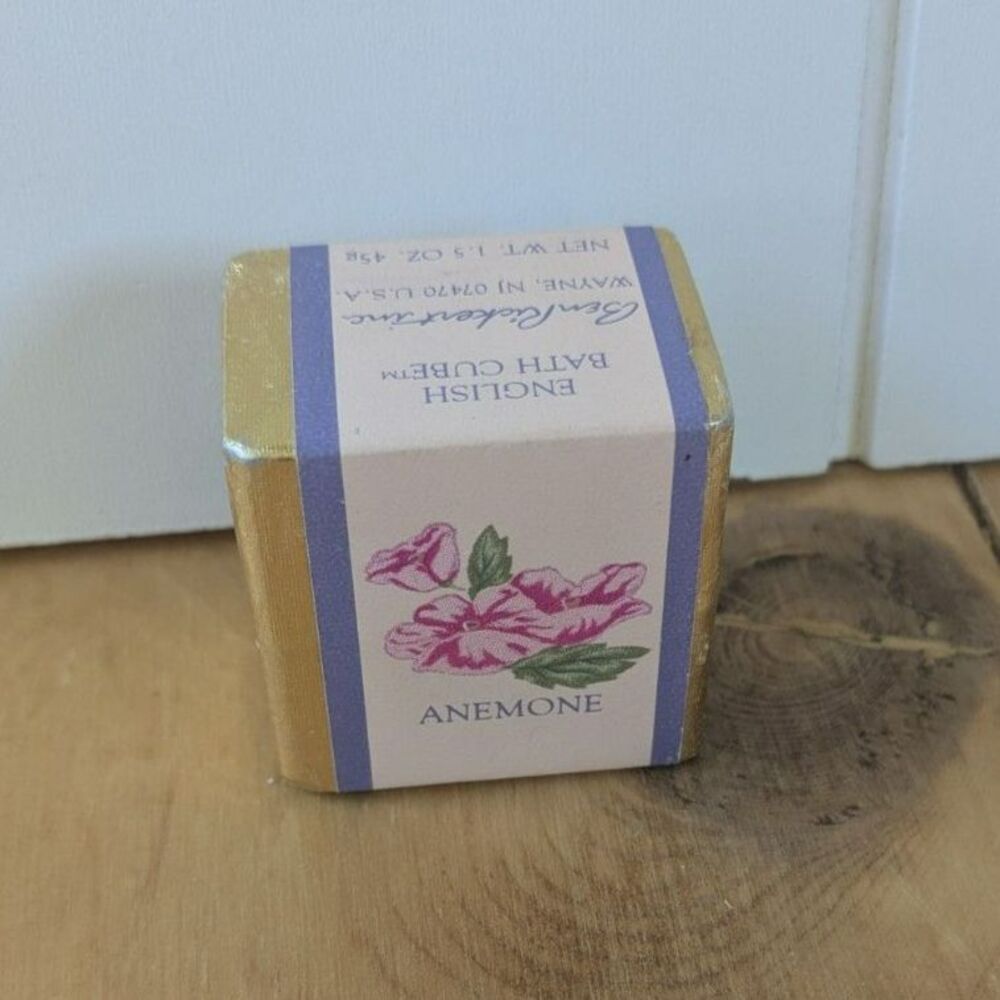Vintage Ben Rickert inc. English Bath Cube - Anemone - 1.5 oz